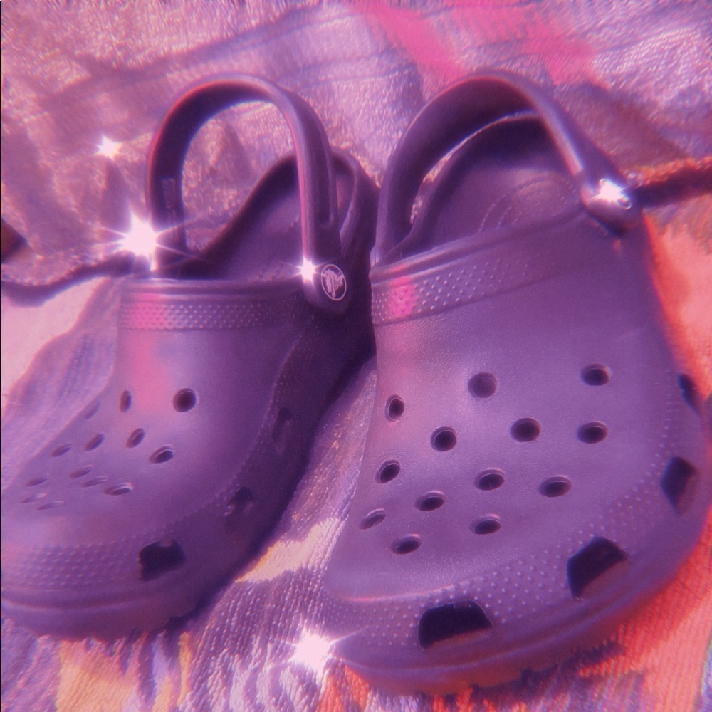 Crocs - Picture 2 of 3